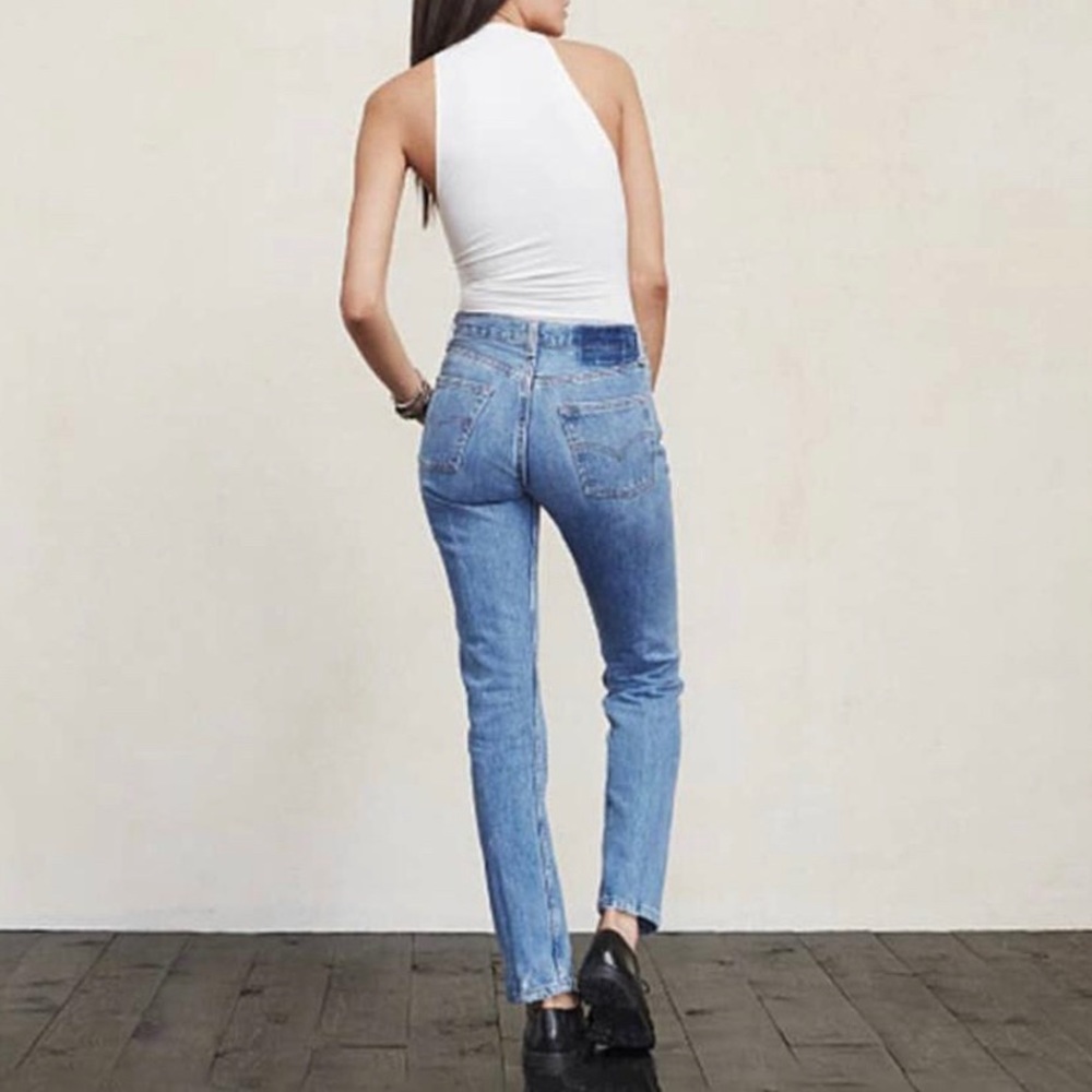 Reformation
Blue Restored Vintage Levi's Slim Relaxed Fit Jeans
Size: US 25-26